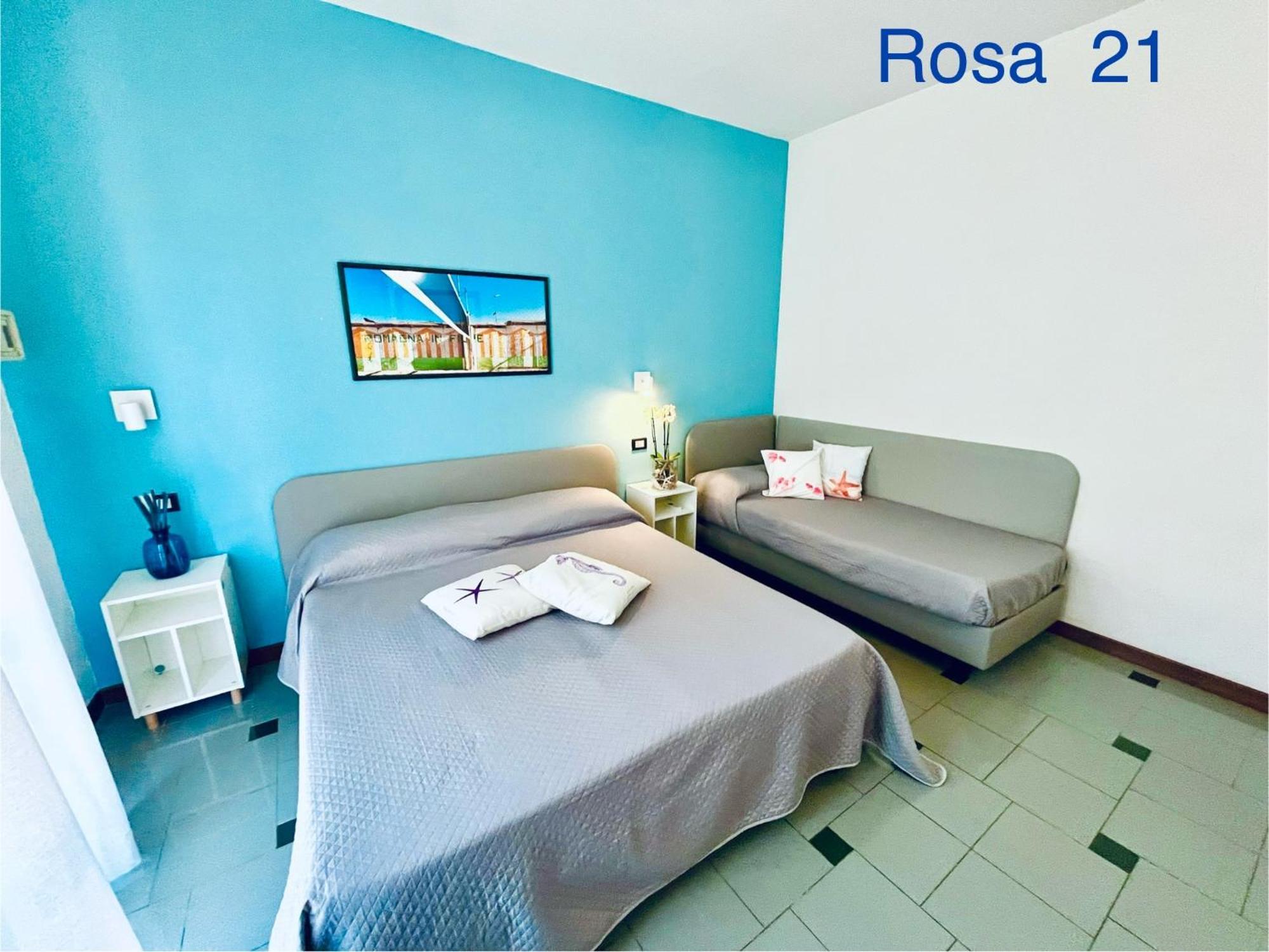 Residence Aries Cesenatico Buitenkant foto