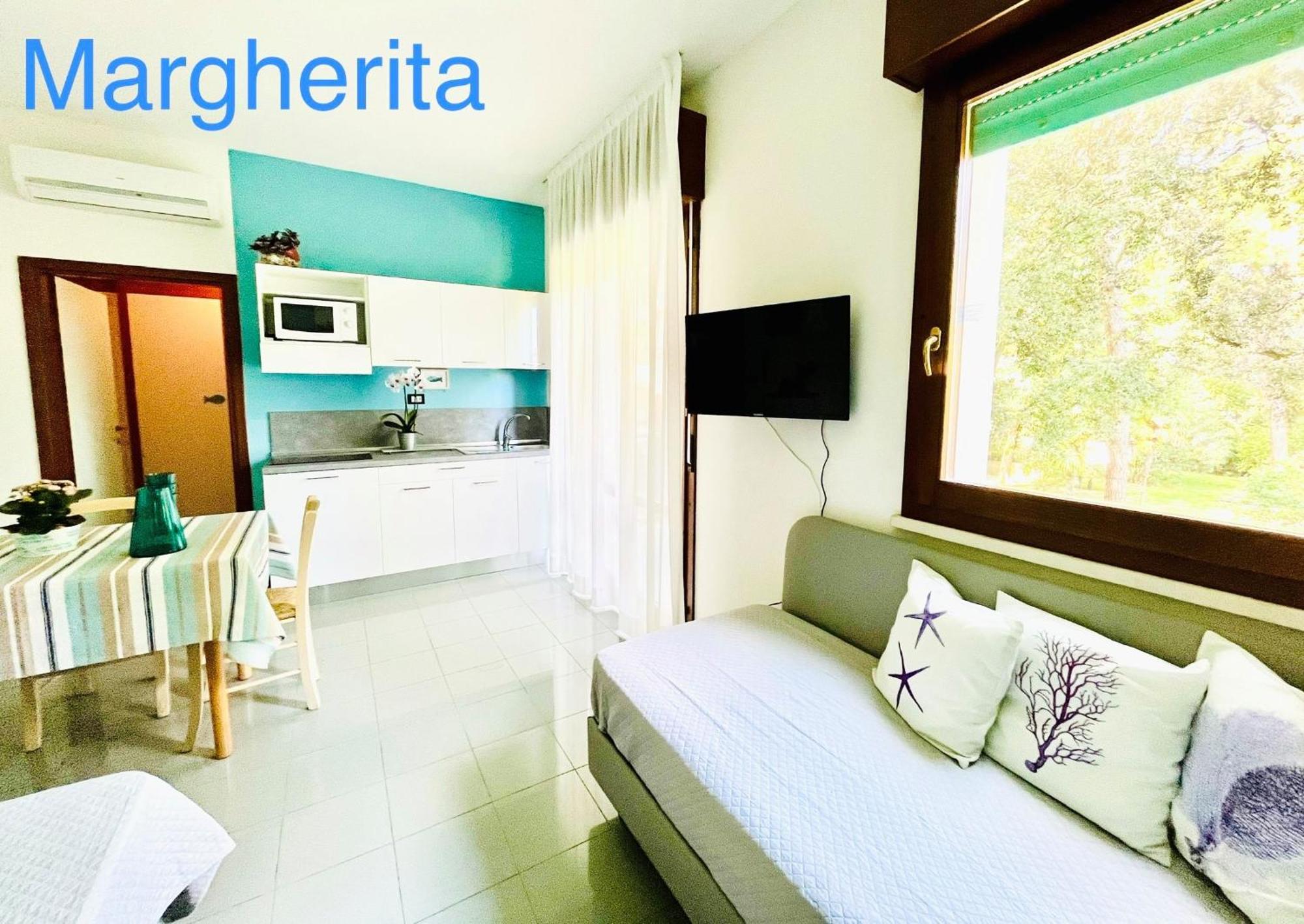 Residence Aries Cesenatico Buitenkant foto